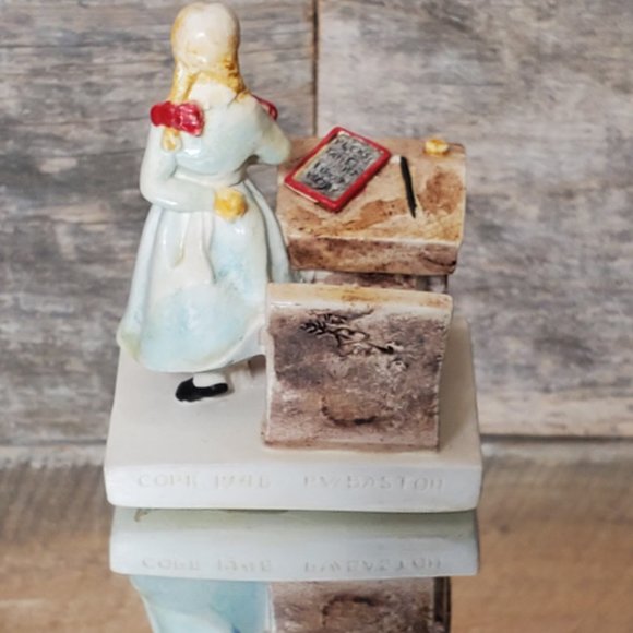 Sebastian Miniature Becky Thatcher  1976  SML #96 - Picture 6 of 8